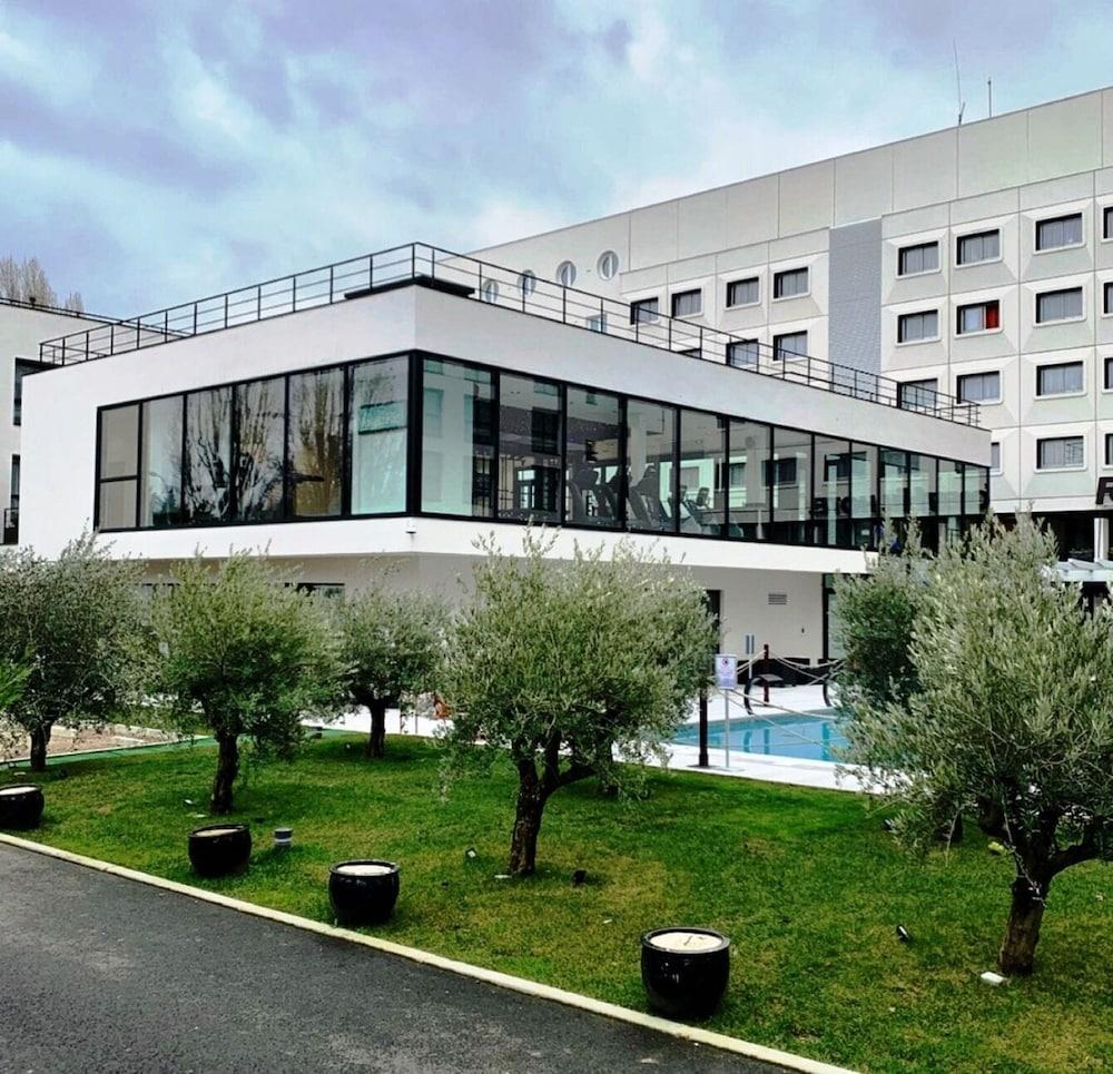 Hotel Forest Hill Meudon Velizy Экстерьер фото